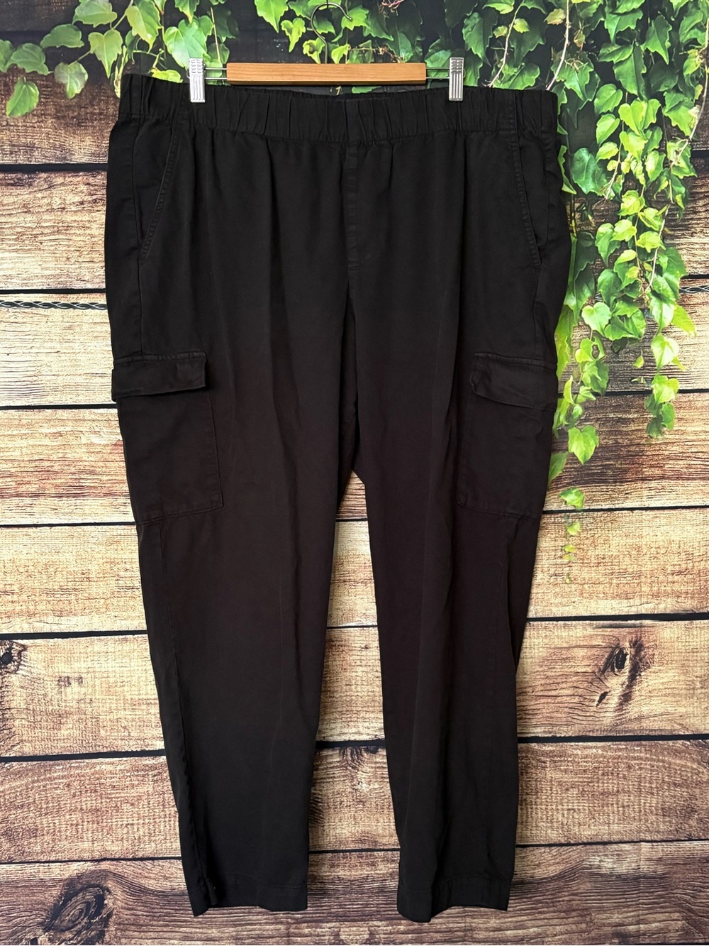 Gap Highrise Cargo Pants